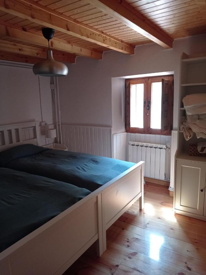 Amplia Y Comoda Casa De Piedra Con Porche Y Jardin San Roque de Ríomiera Exteriör bild