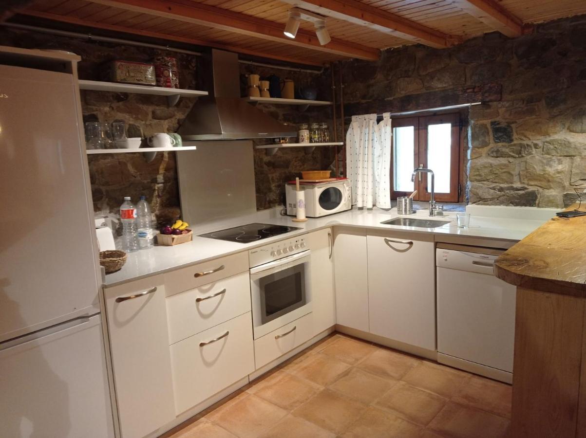 Amplia Y Comoda Casa De Piedra Con Porche Y Jardin San Roque de Ríomiera Exteriör bild